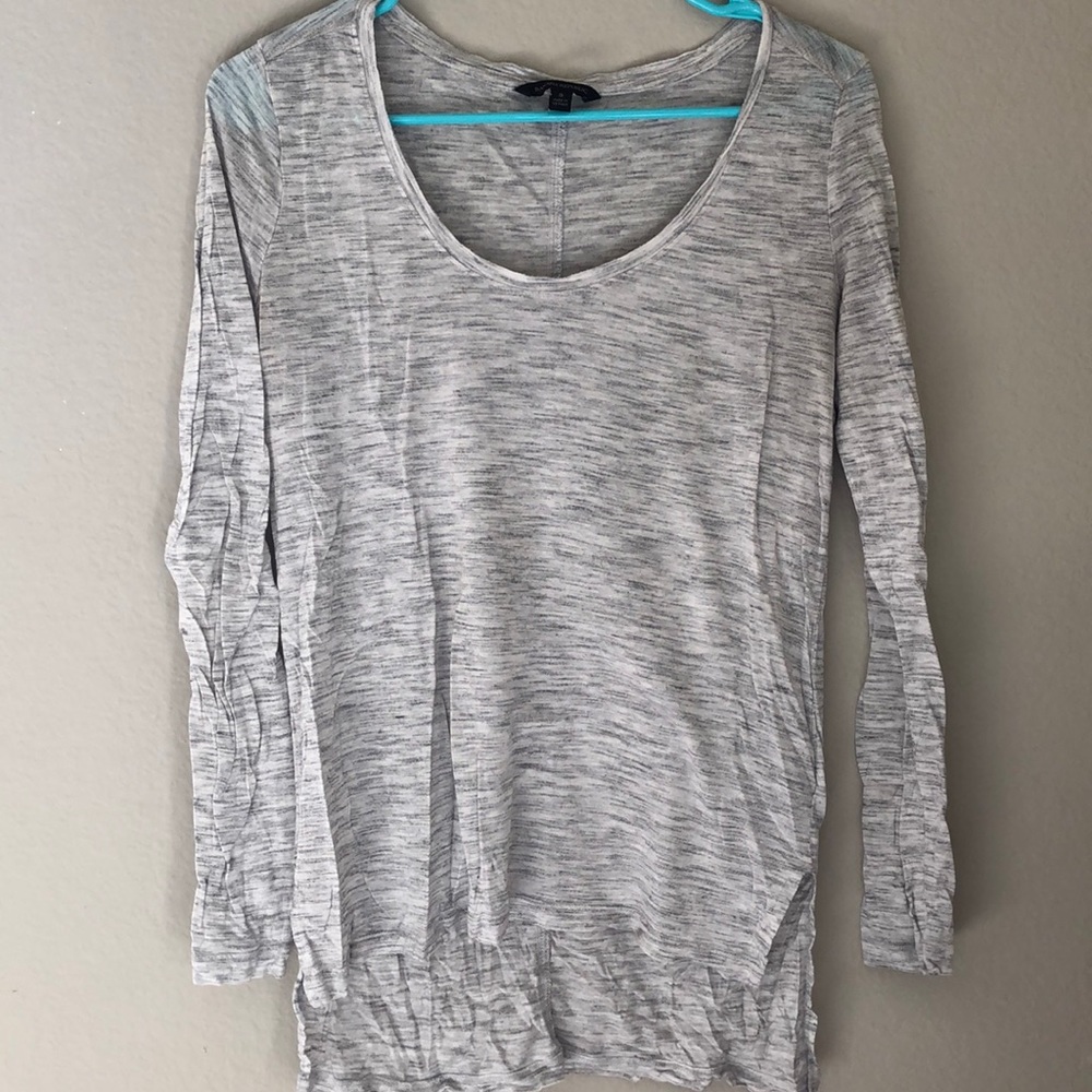 Small Grey Banana Republic Long Sleeve Hi-Lo Tee
